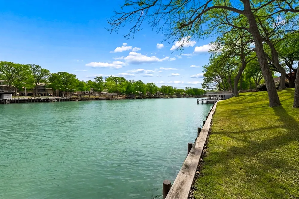 2319 Terminal Loop Road McQueeney, TX 78123