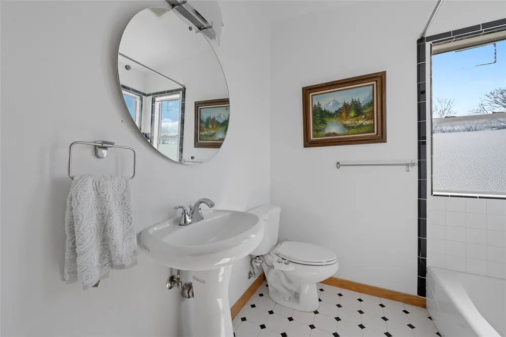 5114 Caswell Avenue Austin, TX 78751