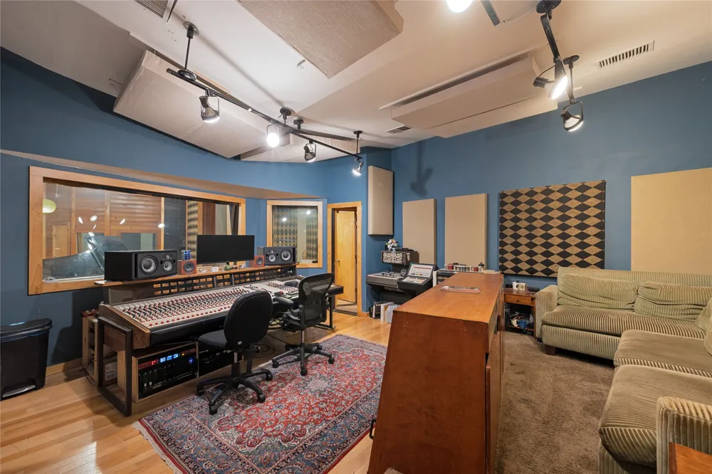 5114 Caswell Avenue Austin, TX 78751