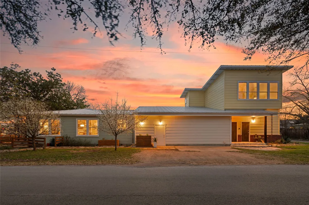 5114 Caswell Avenue Austin, TX 78751