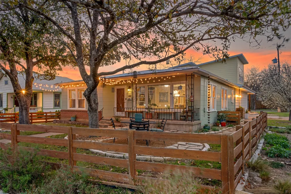 5114 Caswell Avenue Austin, TX 78751