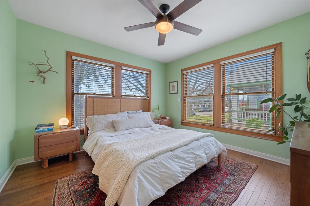 5114 Caswell Avenue Austin, TX 78751