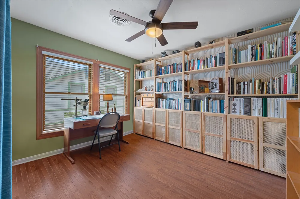 5114 Caswell Avenue Austin, TX 78751