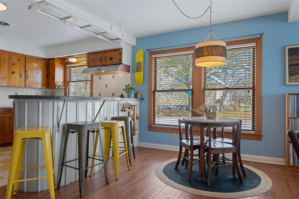 5114 Caswell Avenue Austin, TX 78751