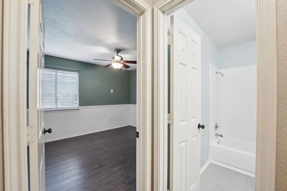 1115 Whitley Drive Leander, TX 78641