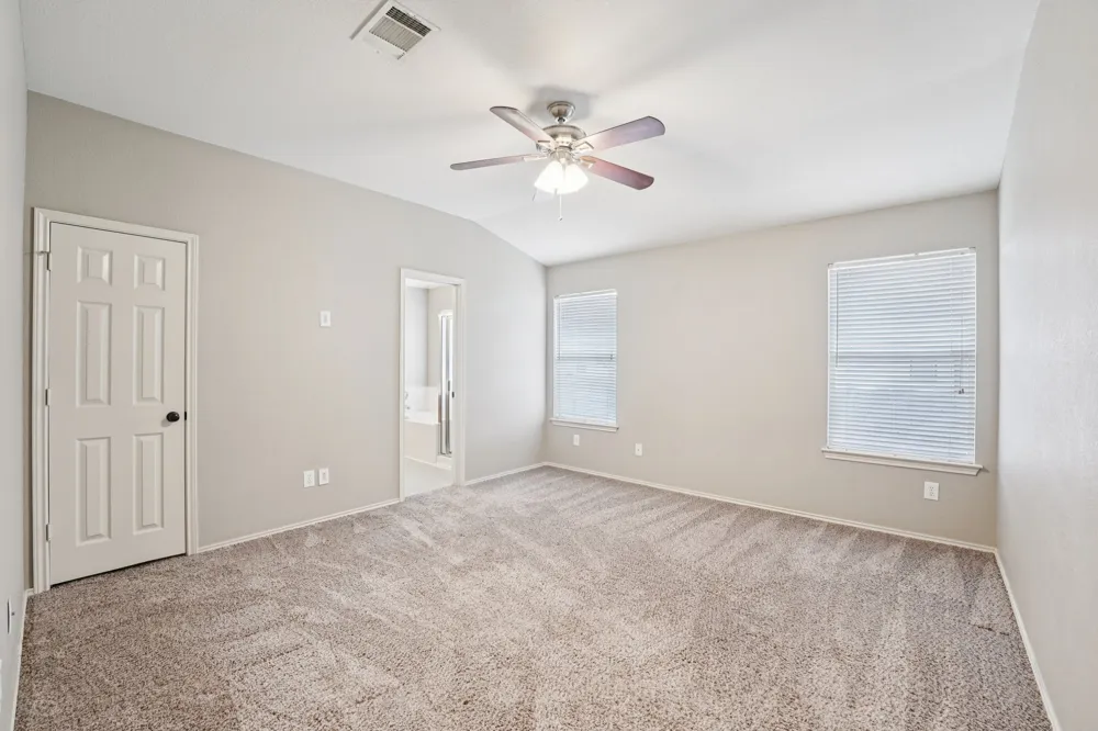 1115 Whitley Drive Leander, TX 78641