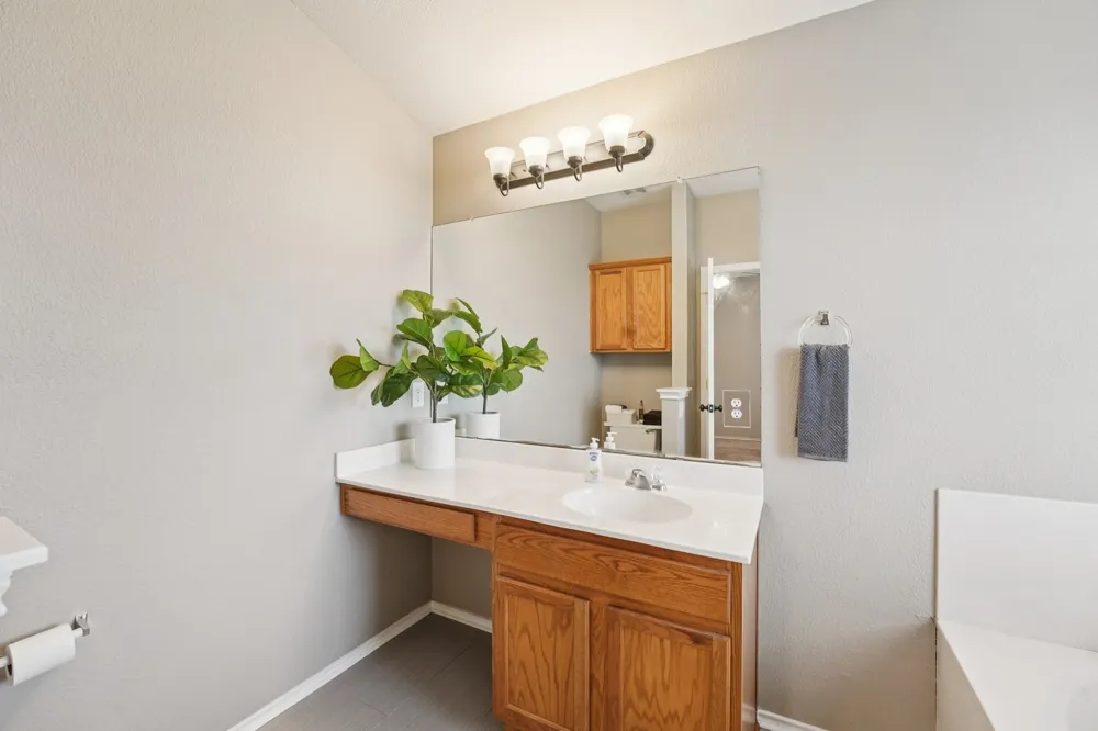 1115 Whitley Drive Leander, TX 78641
