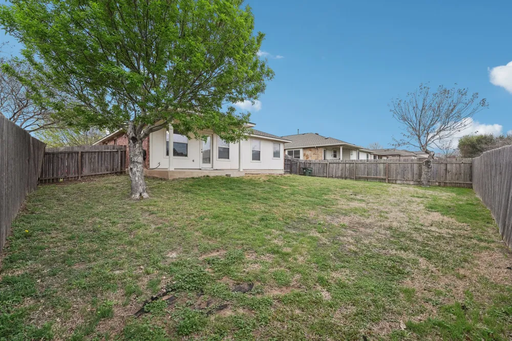 1115 Whitley Drive Leander, TX 78641