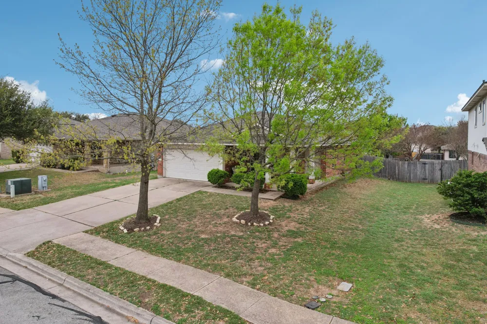 1115 Whitley Drive Leander, TX 78641