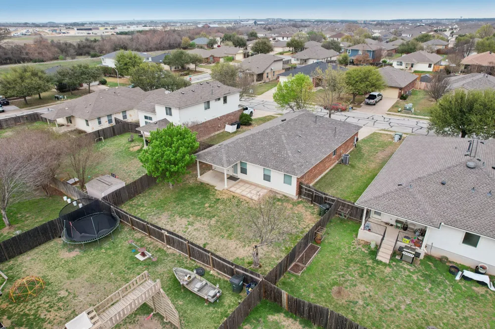 1115 Whitley Drive Leander, TX 78641