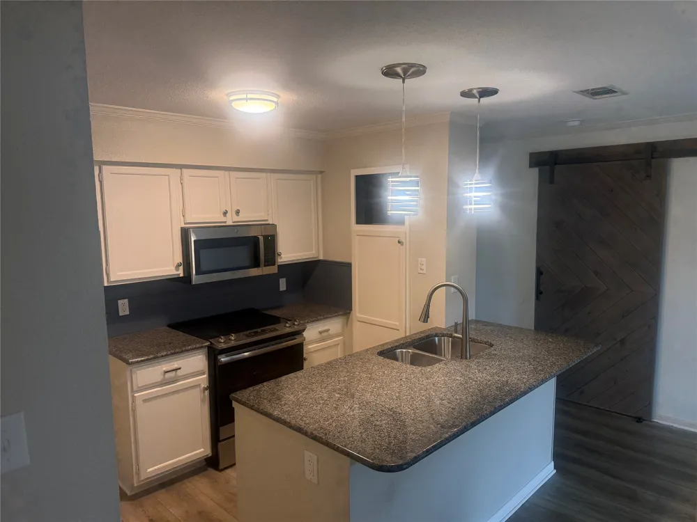 8888 Tallwood Drive #2109 Austin, TX 78759