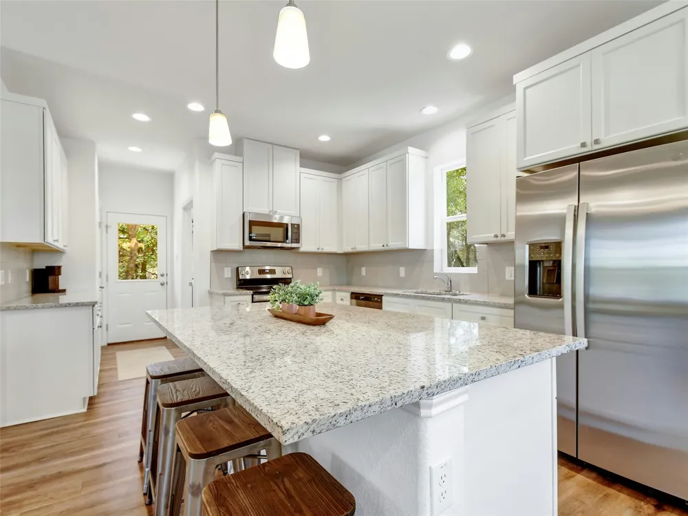 660 Mockingbird Drive Canyon Lake, TX 78133