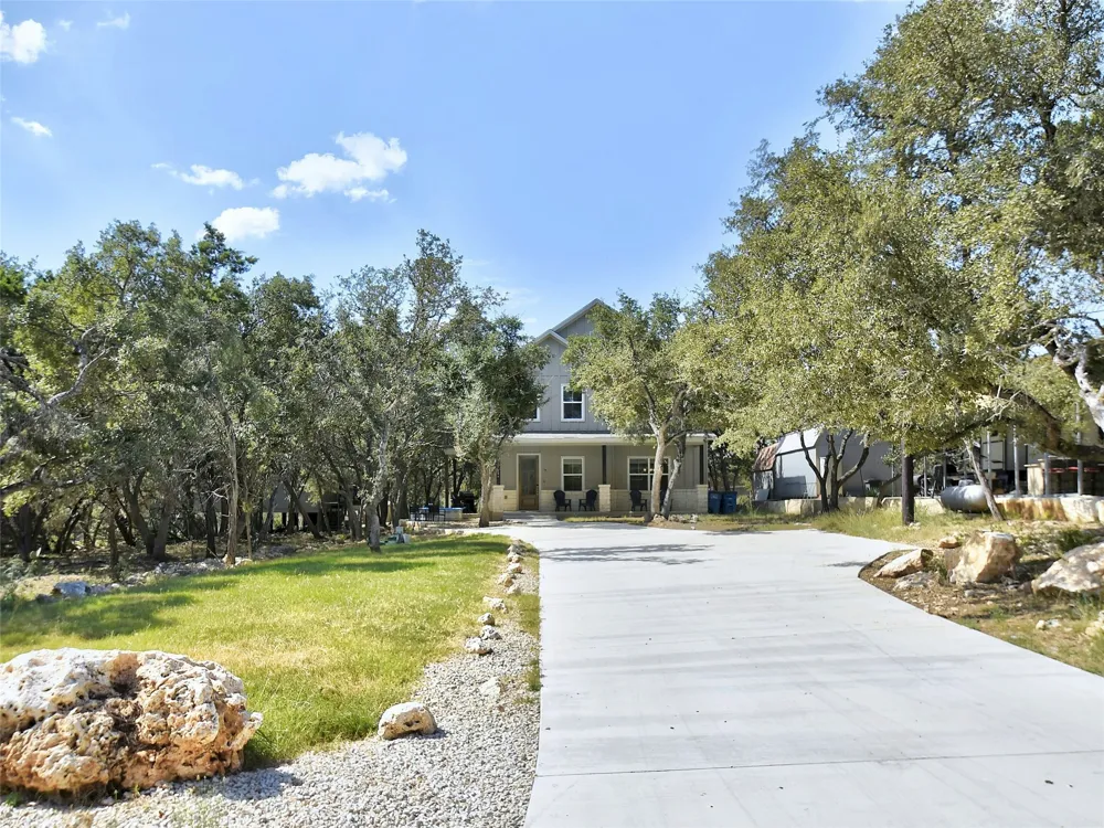 660 Mockingbird Drive Canyon Lake, TX 78133
