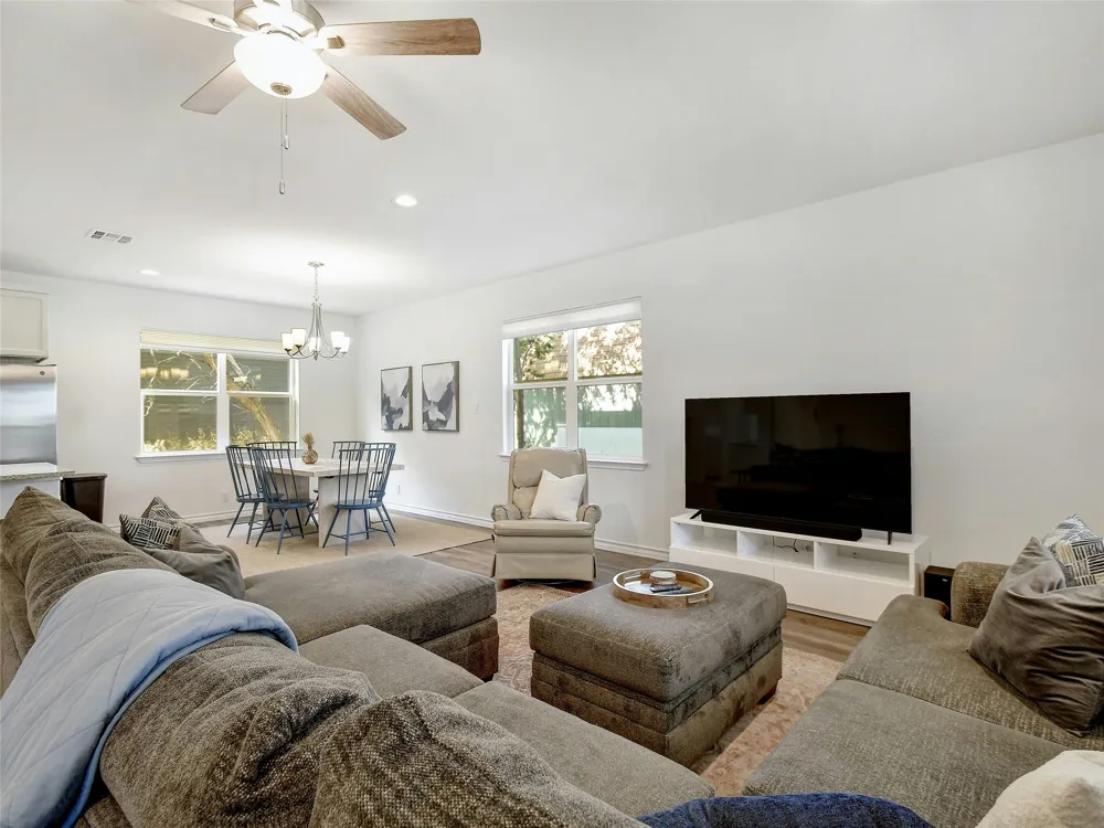 660 Mockingbird Drive Canyon Lake, TX 78133
