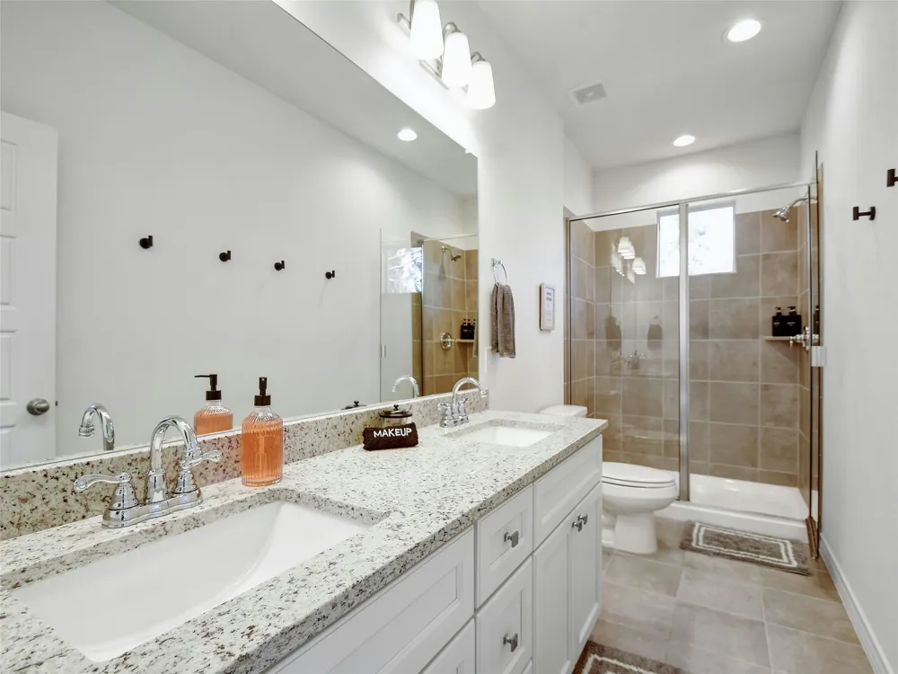 660 Mockingbird Drive Canyon Lake, TX 78133