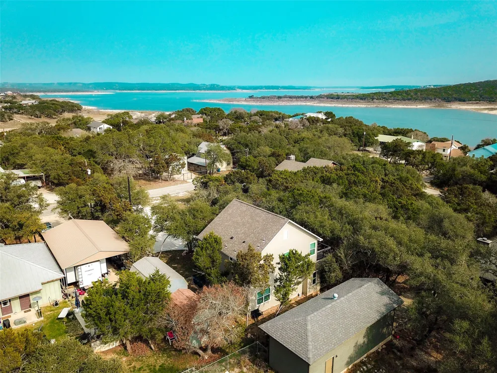 660 Mockingbird Drive Canyon Lake, TX 78133