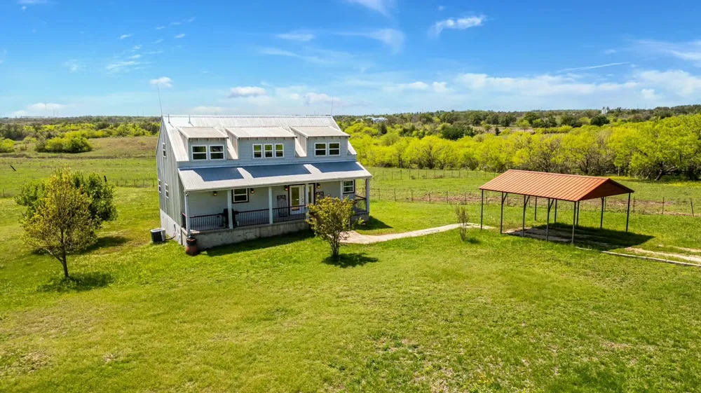 13484 Avis Road Dale, TX 78616