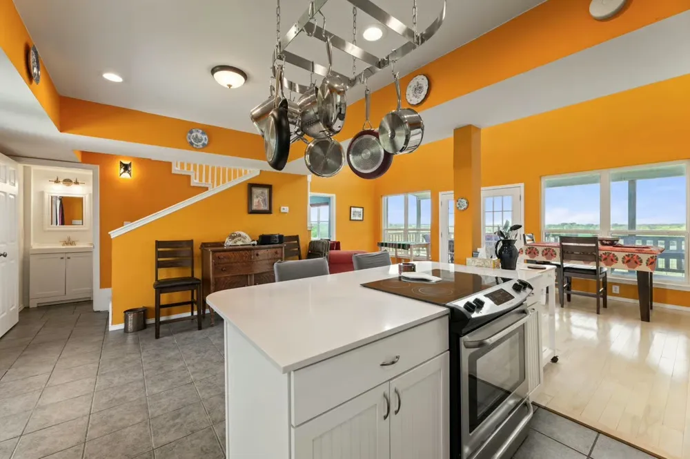 13484 Avis Road Dale, TX 78616