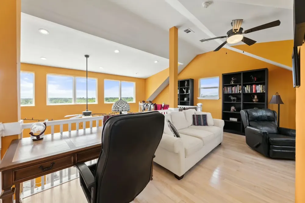 13484 Avis Road Dale, TX 78616