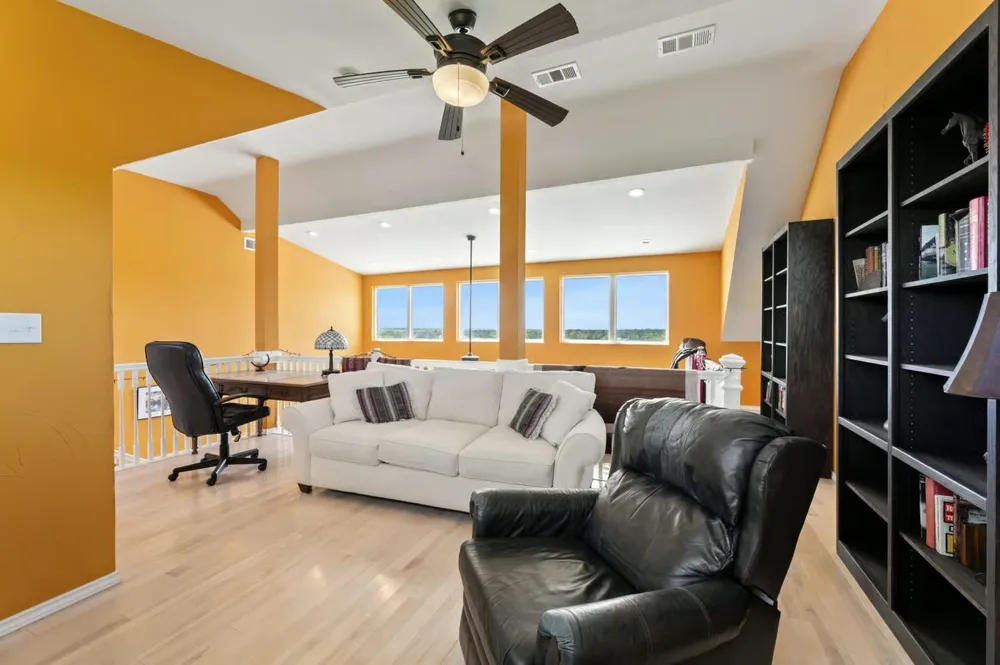 13484 Avis Road Dale, TX 78616