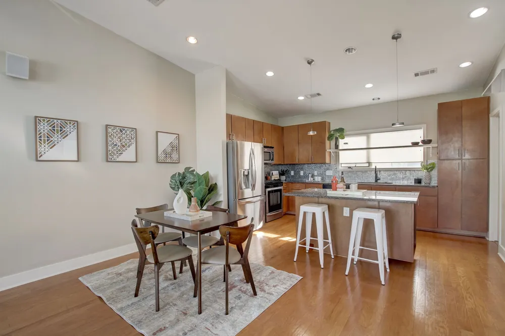 1702 S Lamar Boulevard #11 Austin, TX 78704