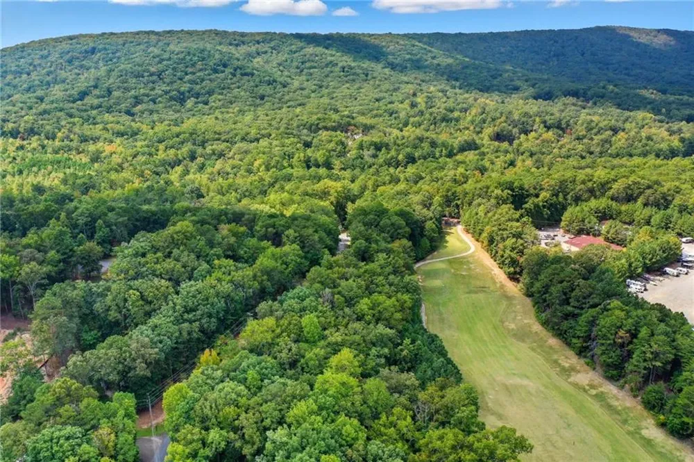 265 Red Cloud Drive Waleska, GA 30183