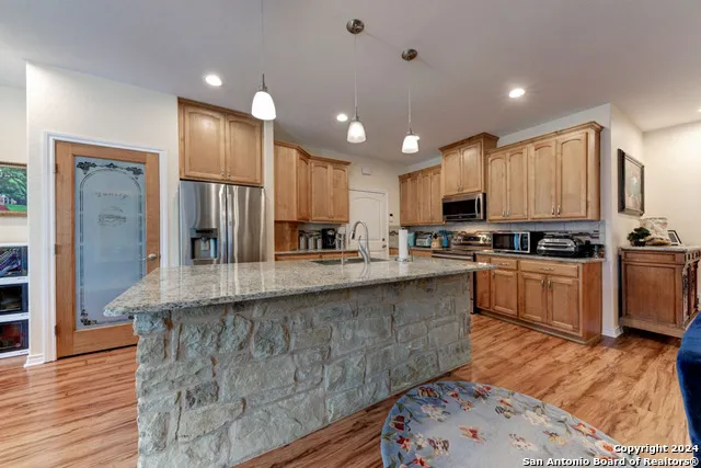 861 Rutherford Fischer, TX 78623