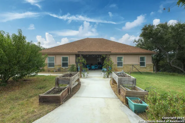 861 Rutherford Fischer, TX 78623