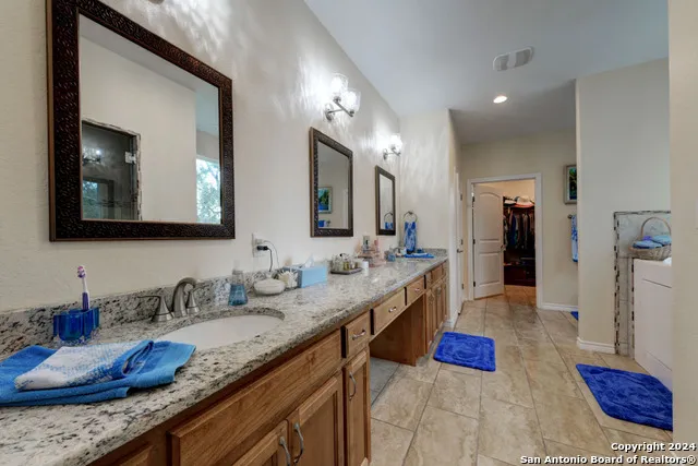 861 Rutherford Fischer, TX 78623
