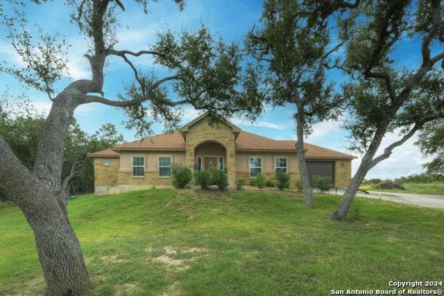 861 Rutherford Fischer, TX 78623