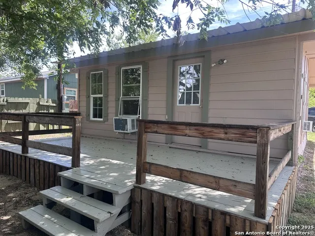 104 S 2nd ST Stockdale, TX 78160