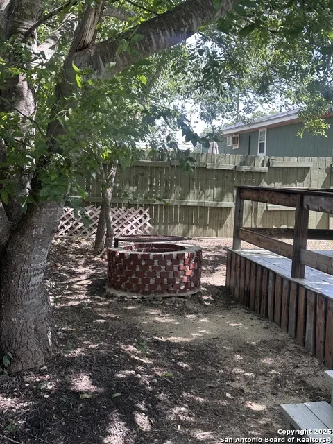 104 S 2nd ST Stockdale, TX 78160