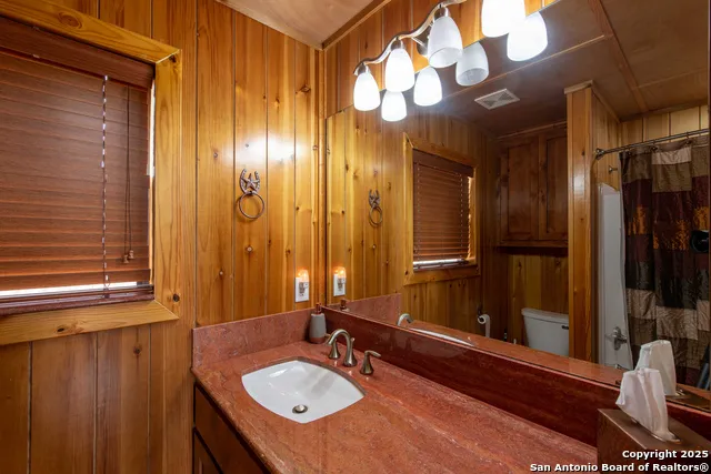 319 Bent River Concan, TX 78838