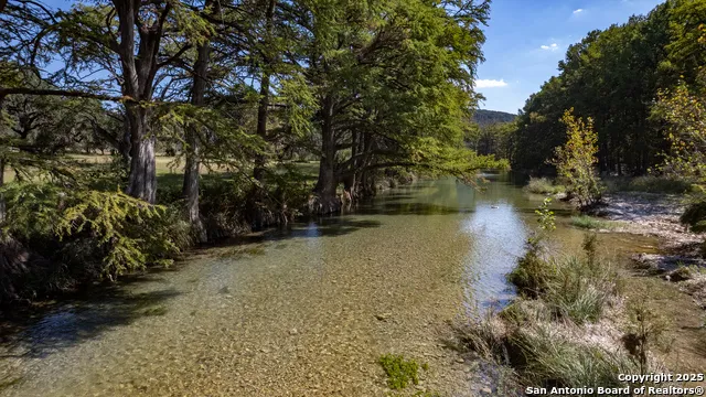 319 Bent River Concan, TX 78838