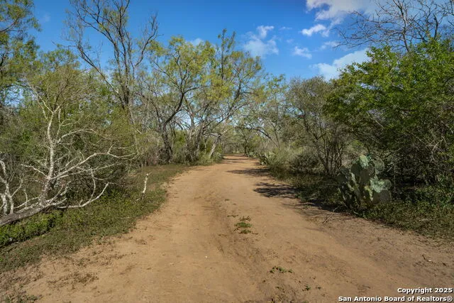 14350 Interstate 35 Von Ormy, TX 78073