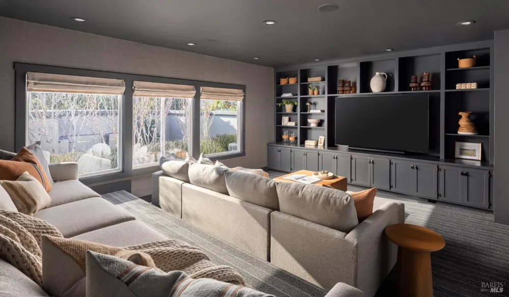 114 Jamaica Street Tiburon, CA 94920