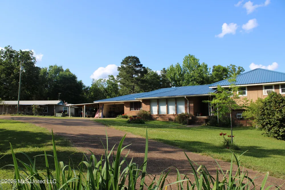 3085 Beauregard Road Wesson, MS 39191