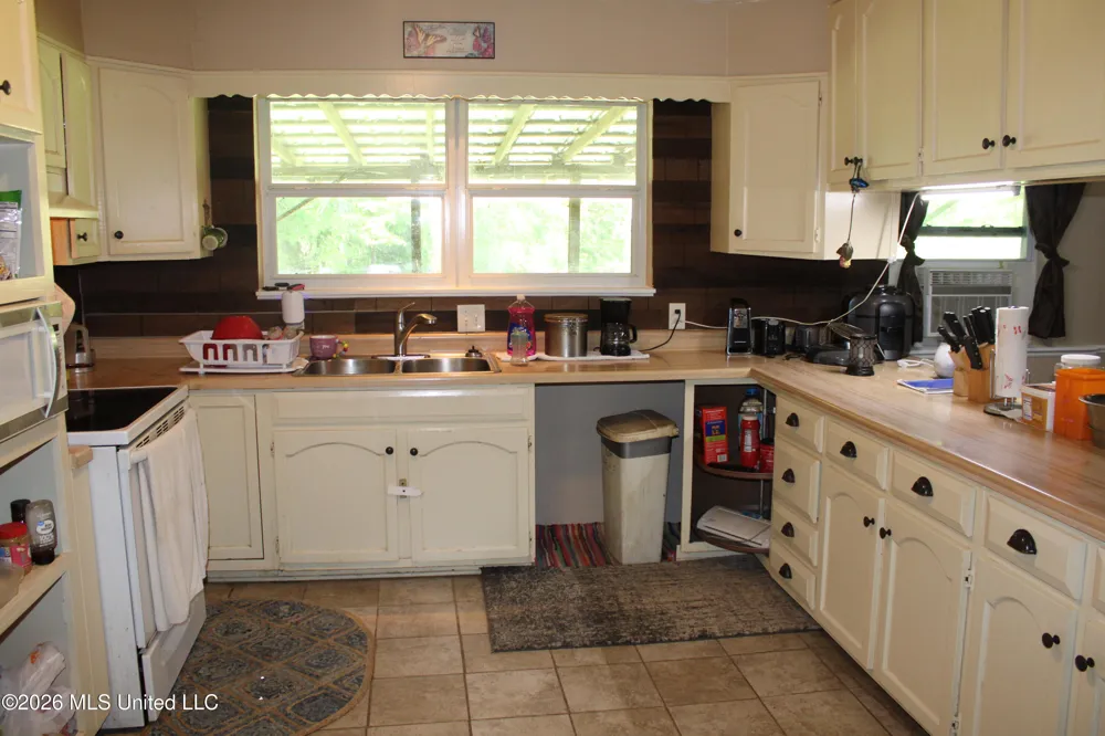 3085 Beauregard Road Wesson, MS 39191