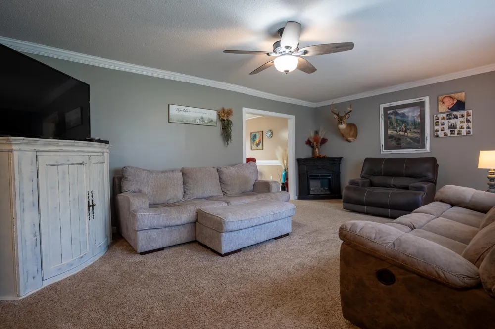 4667 County Road 91 Stevenson, AL 35772