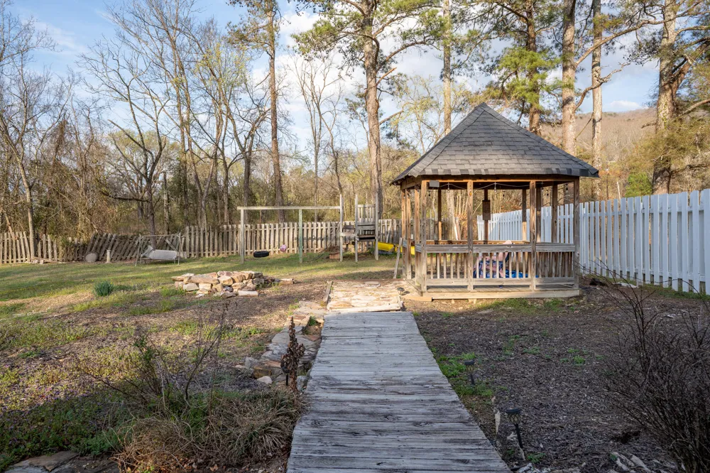 4667 County Road 91 Stevenson, AL 35772