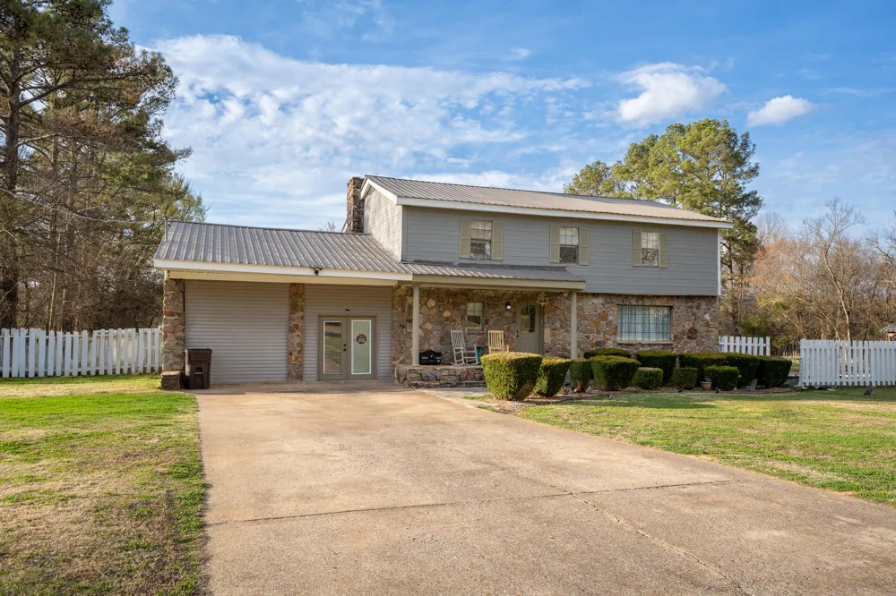 4667 County Road 91 Stevenson, AL 35772