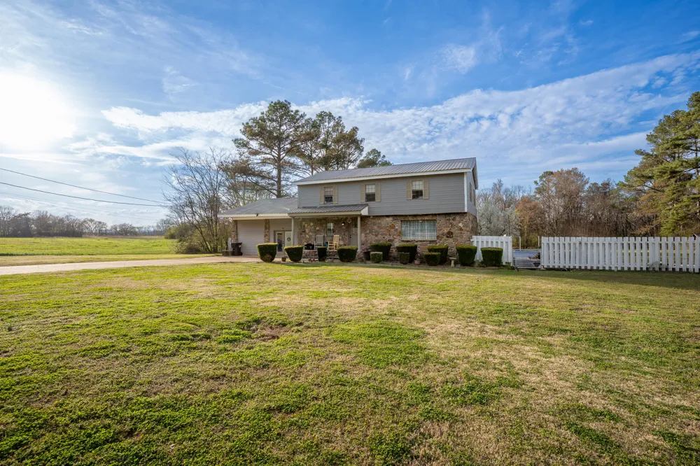 4667 County Road 91 Stevenson, AL 35772