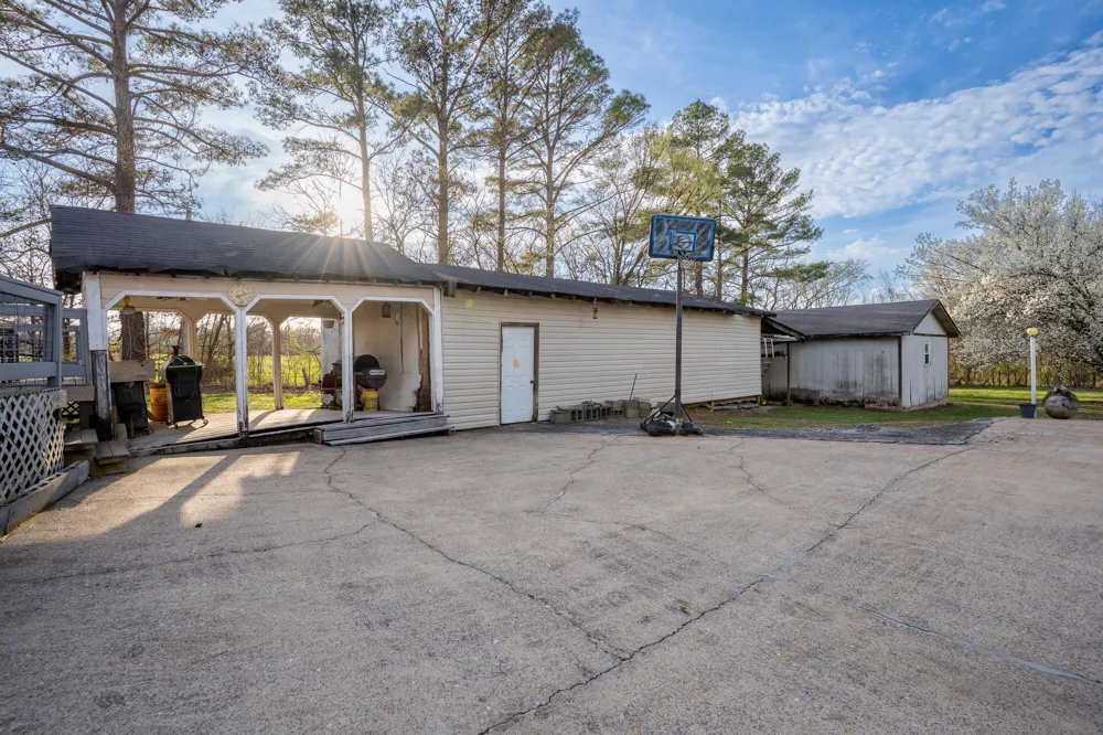 4667 County Road 91 Stevenson, AL 35772