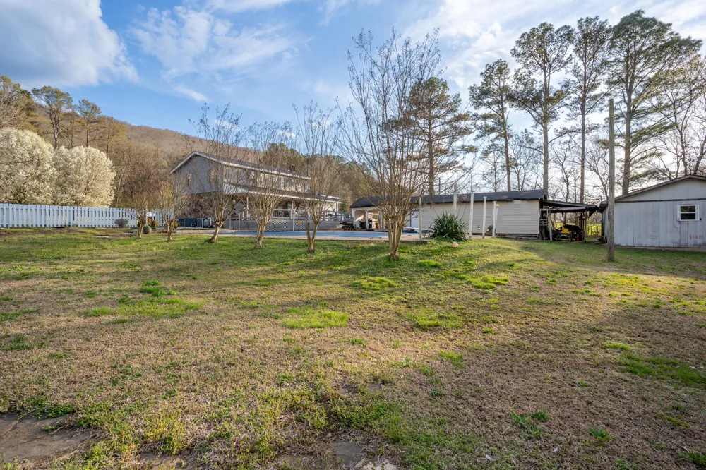 4667 County Road 91 Stevenson, AL 35772