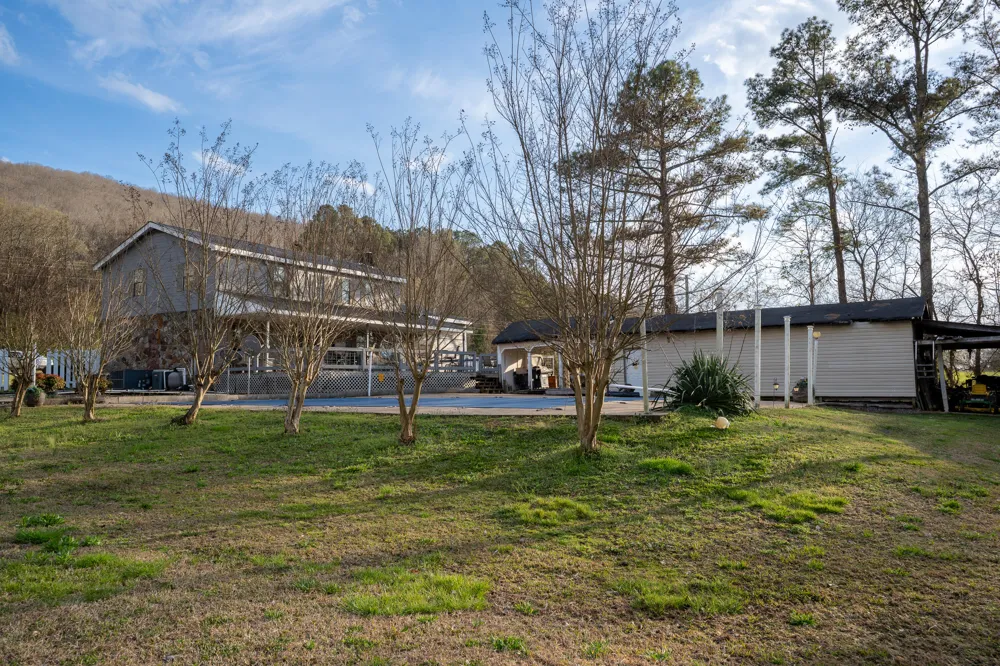 4667 County Road 91 Stevenson, AL 35772