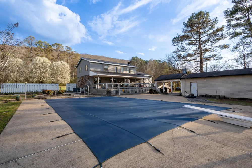 4667 County Road 91 Stevenson, AL 35772