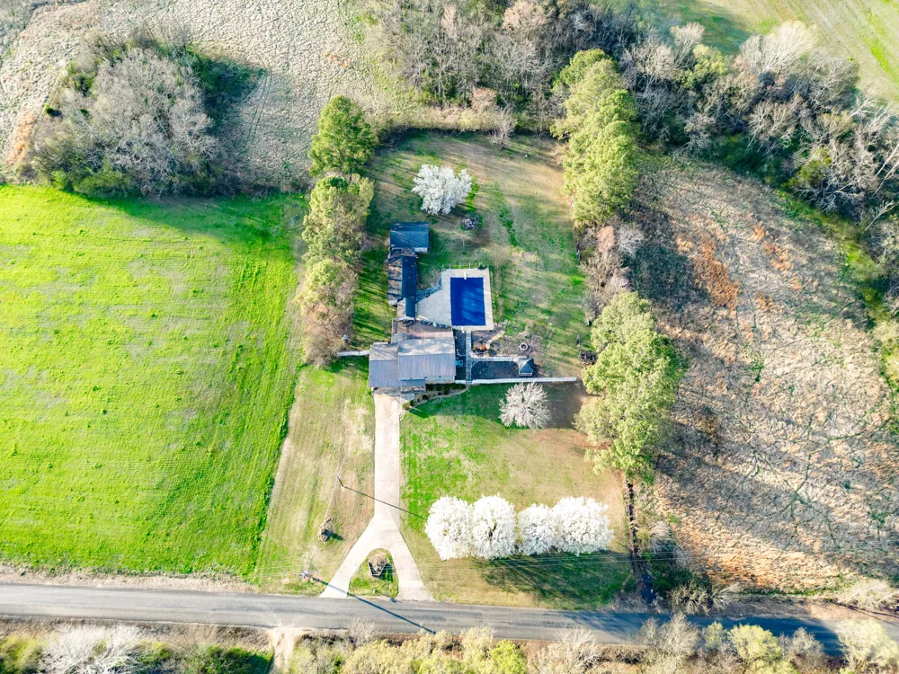 4667 County Road 91 Stevenson, AL 35772