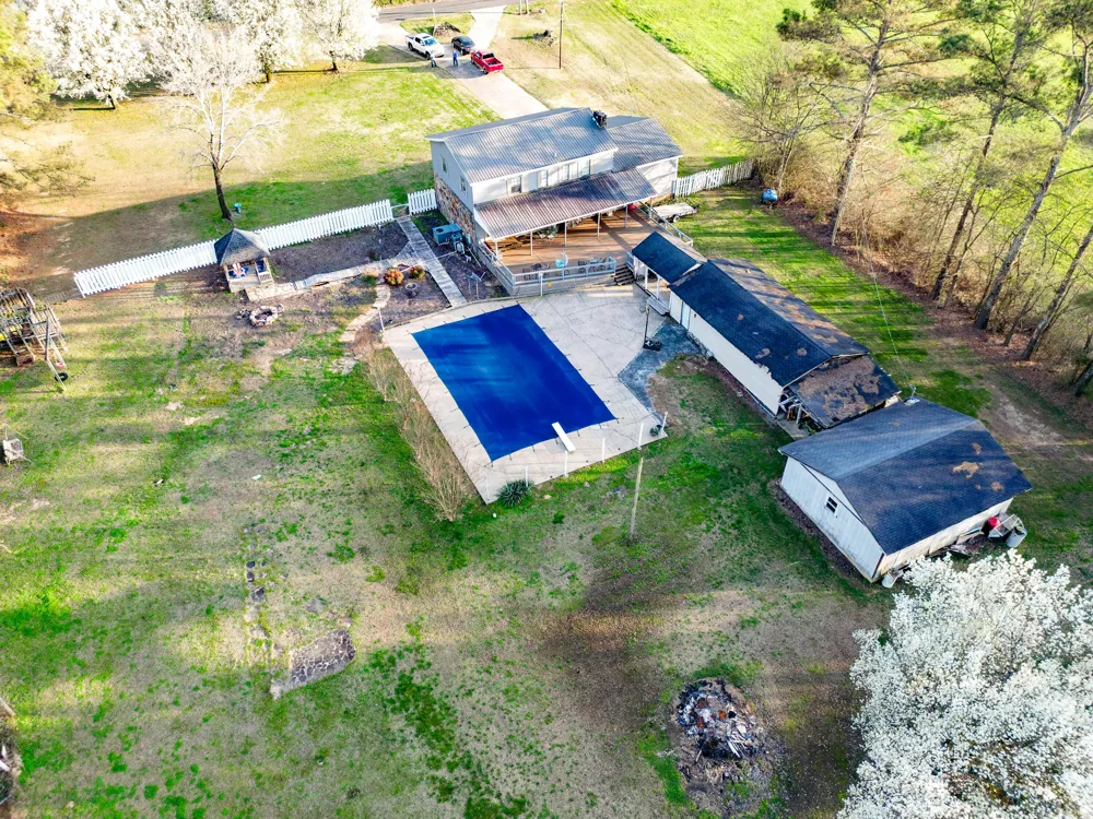4667 County Road 91 Stevenson, AL 35772
