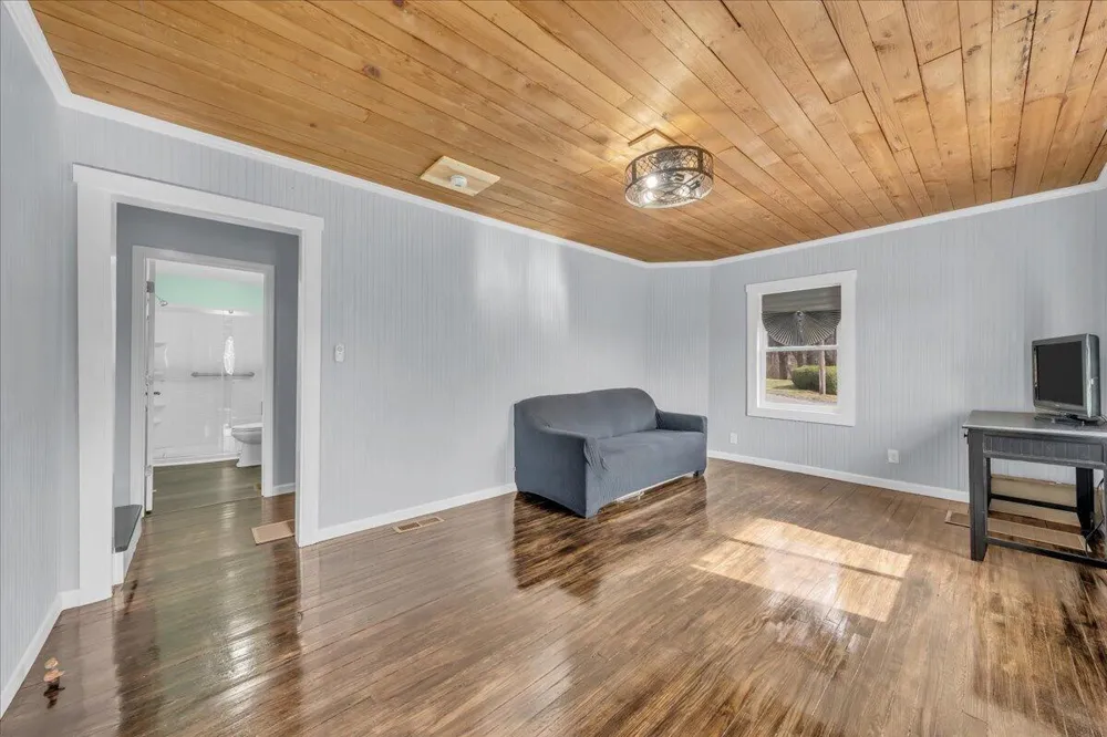 27 Church Street Spencer, TN 38585