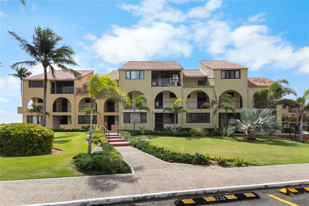 227 BEACH VILLAGE #227 Humacao, PR 00791